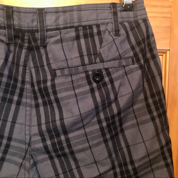 Mens Vans 100% Cotton Gray Black Plaid Frayed Hem Shorts 32 - Picture 9 of 12